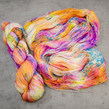 Load image into Gallery viewer, Peachy Keen - Hand Dyed Fingering/Sock Weight Merino Cashmere Nylon Yarn, UV Reactive Neon Orange Multi Speckled, 435 Yards (397 Meters)
