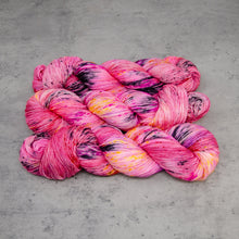 Load image into Gallery viewer, Lipstick - Hand Dyed Feather Fingering Weight, SW Merino Wool, Baby Alpaca, Silk Yarn, UV Pink Red Black Speckled, 437 Yards (400 M)
